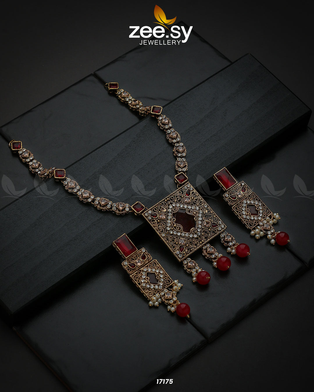 Captivating Crystals Necklace - Libasekhas