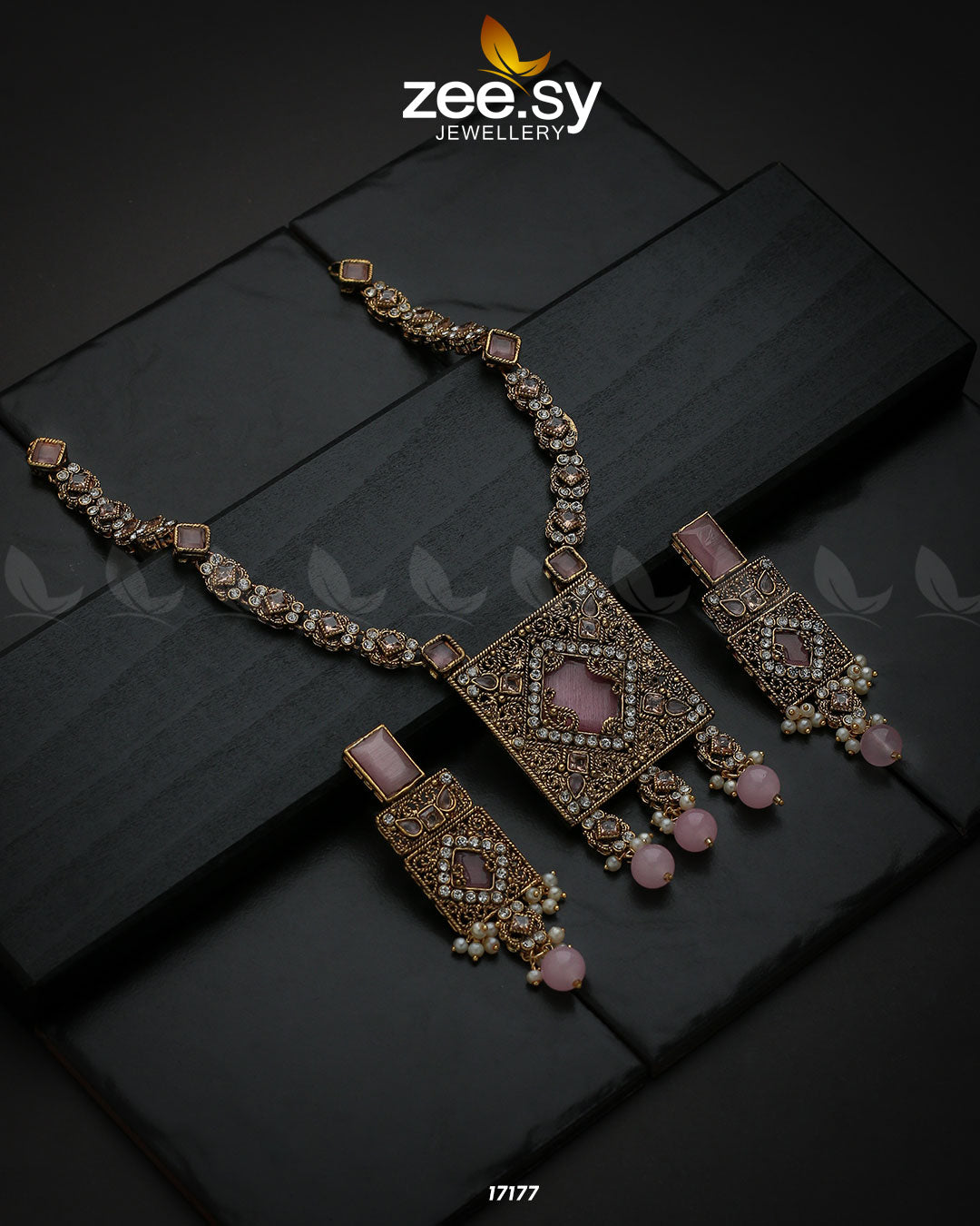 Captivating Crystals Necklace - Libasekhas