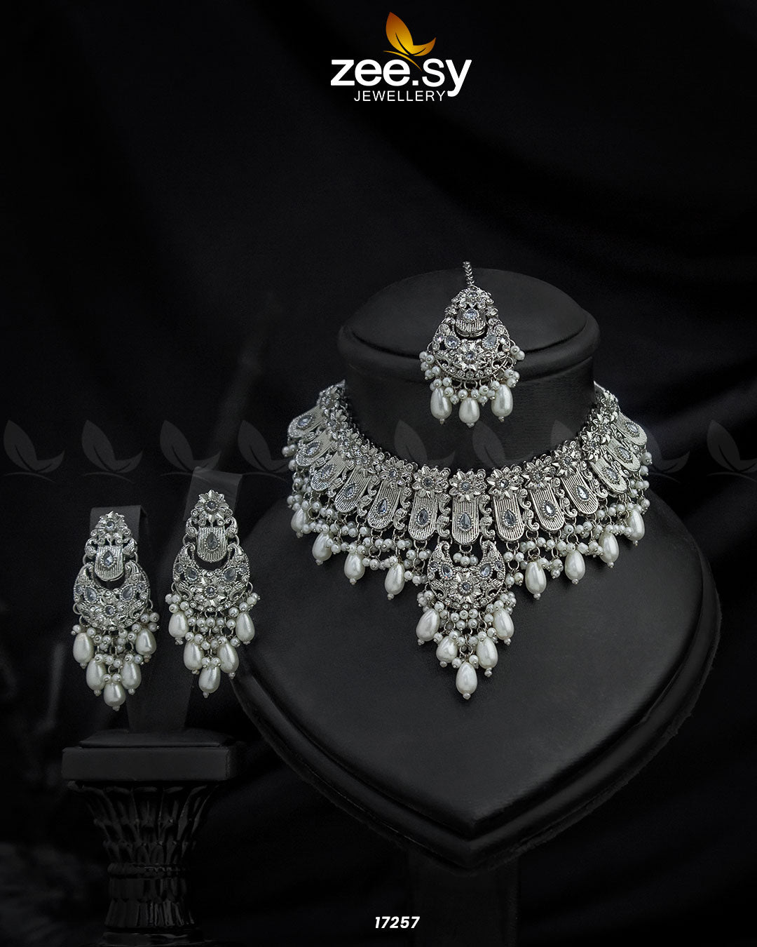 Solitaire Necklace - Libasekhas