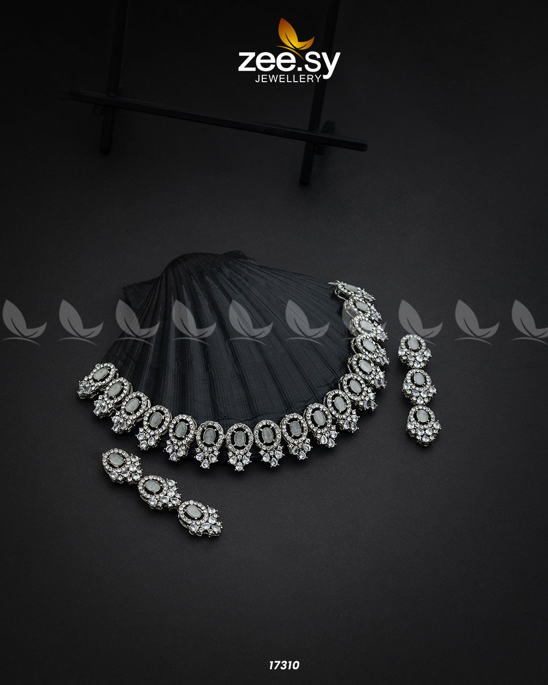 Embellished Necklace - Libasekhas