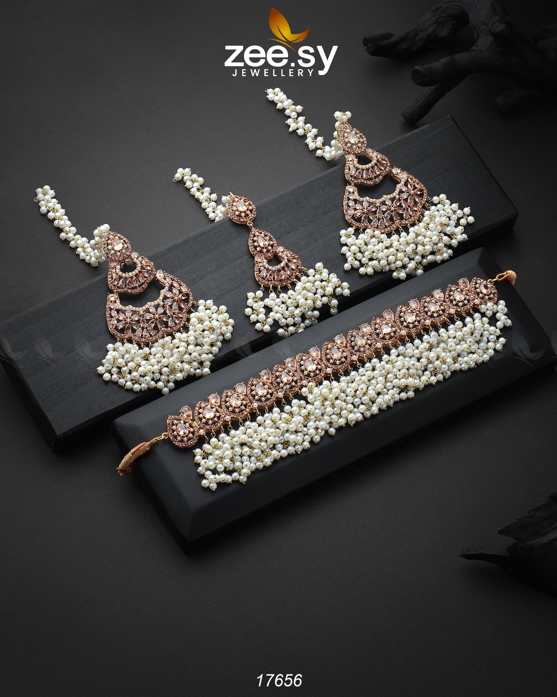 Amaira Chokar Necklace Set - Libasekhas