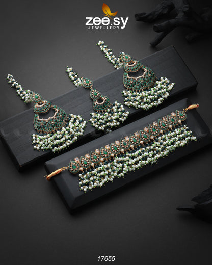 Amaira Chokar Necklace Set - Libasekhas