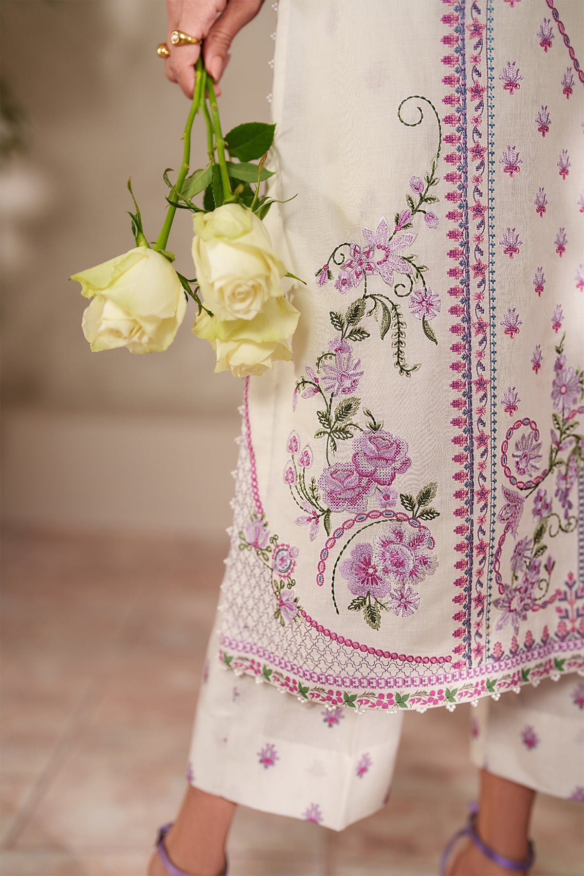 Baroque | Embroidered Lawn | SF-4411
