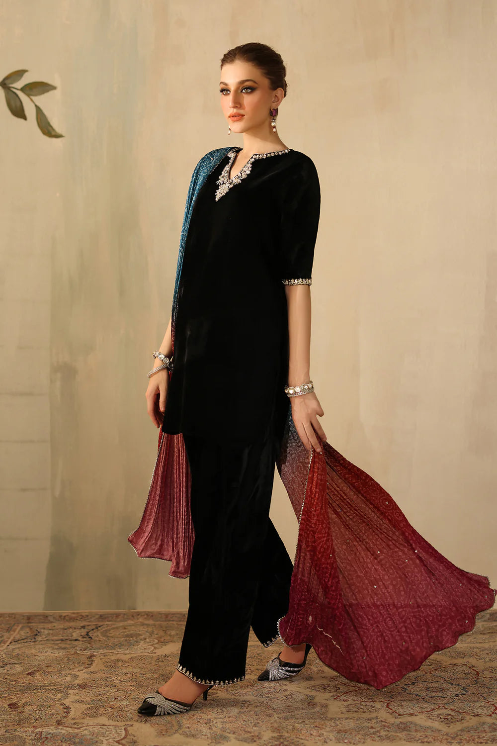 Baroque | EMBROIDERED VELVET | PR-1224