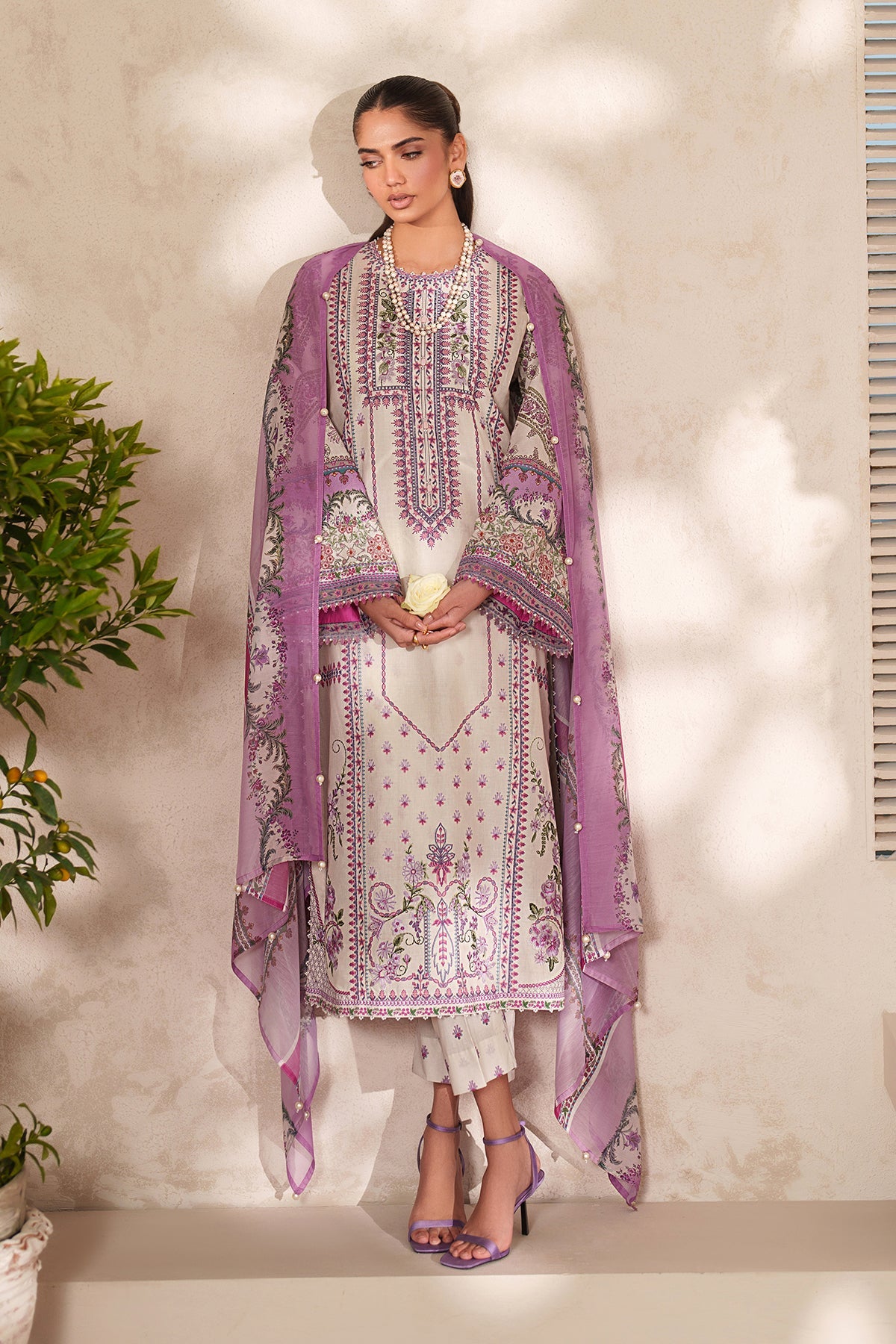 Baroque | Embroidered Lawn | SF-4411