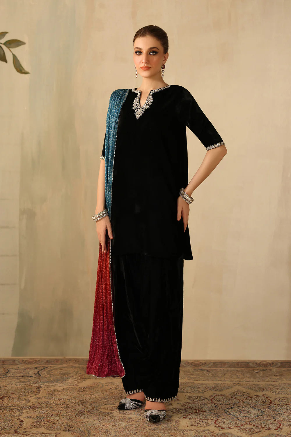 Baroque | EMBROIDERED VELVET | PR-1224