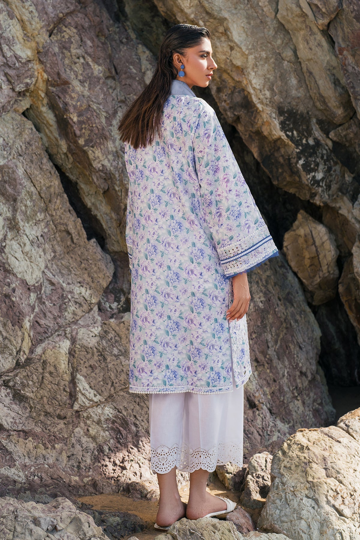 Baroque | Embroidered Lawn | SF-4122