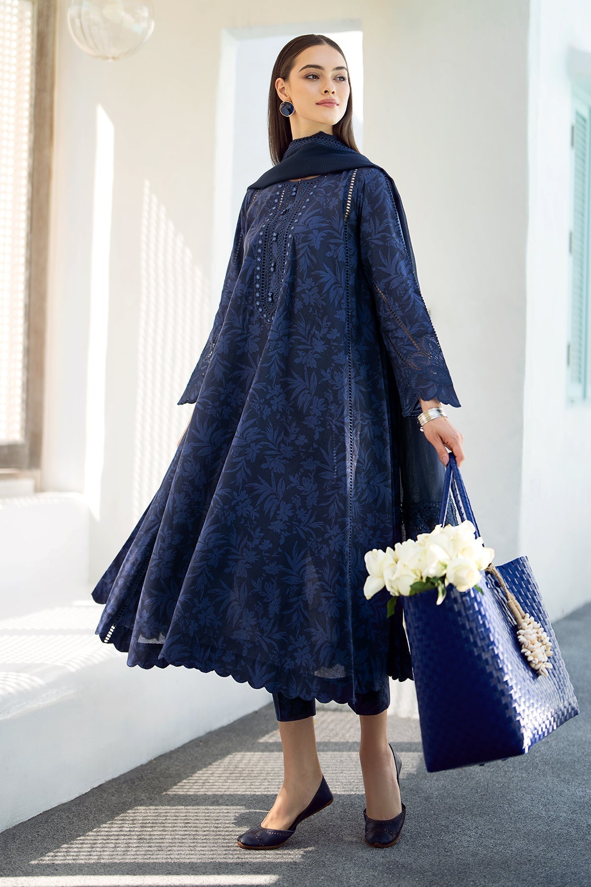 Baroque | Embroidered Lawn | SF-544