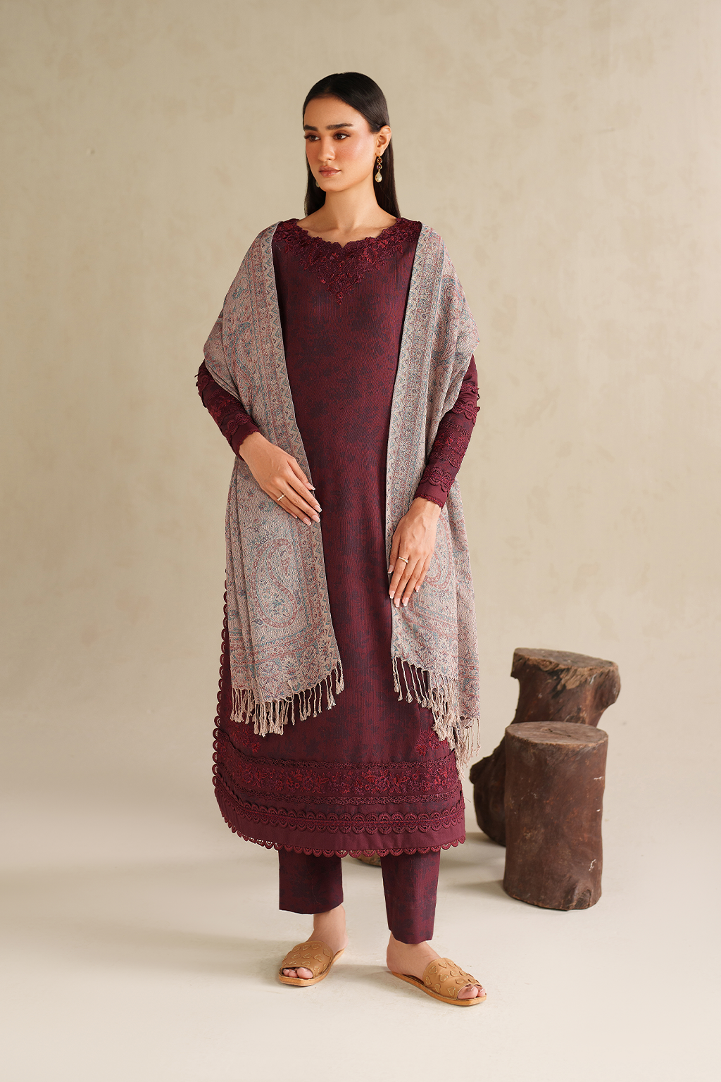 Iznik | Winter Chapter 25 | UE-590 Printed Khaddar