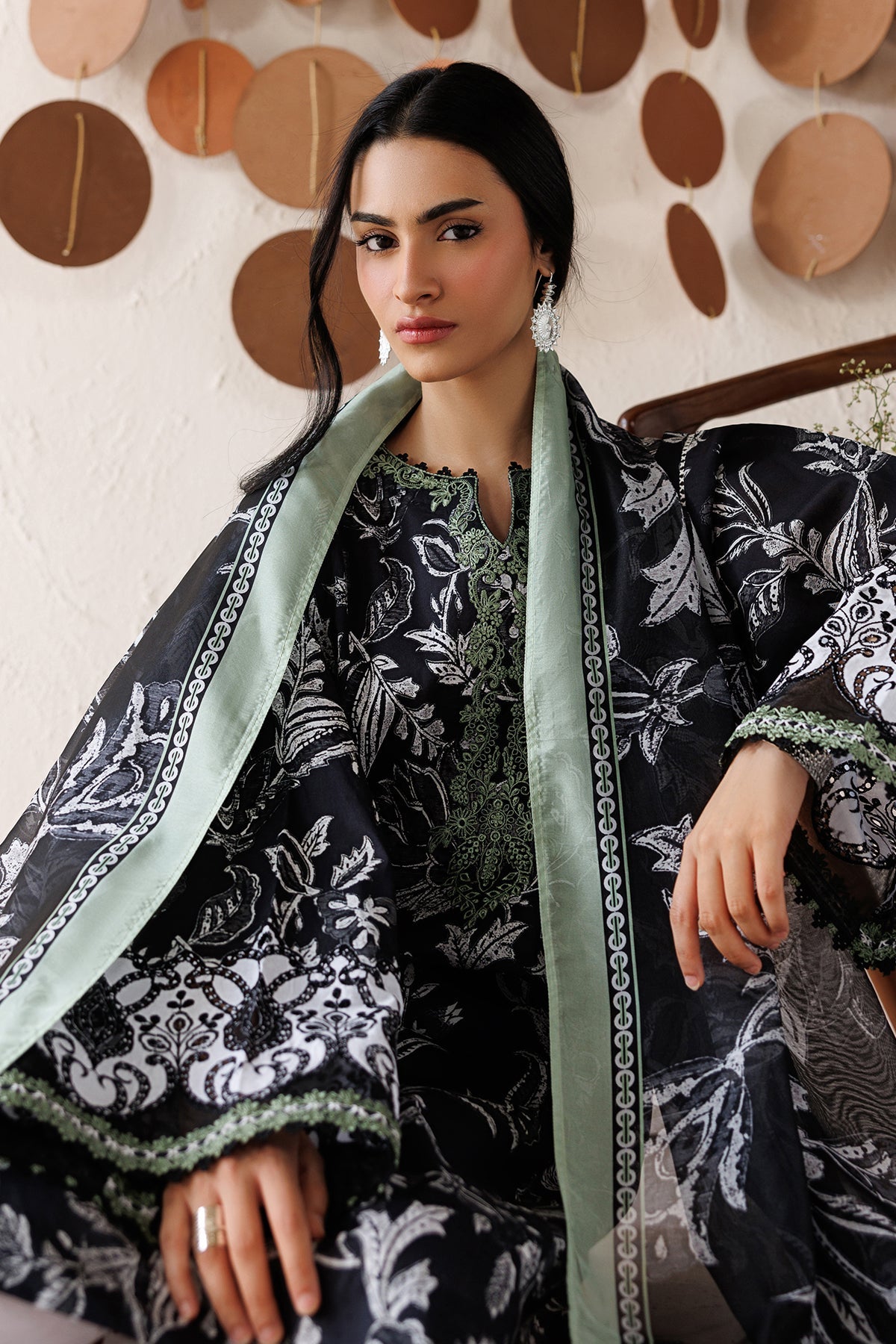 Baroque | Embroidered Lawn | SF-4515