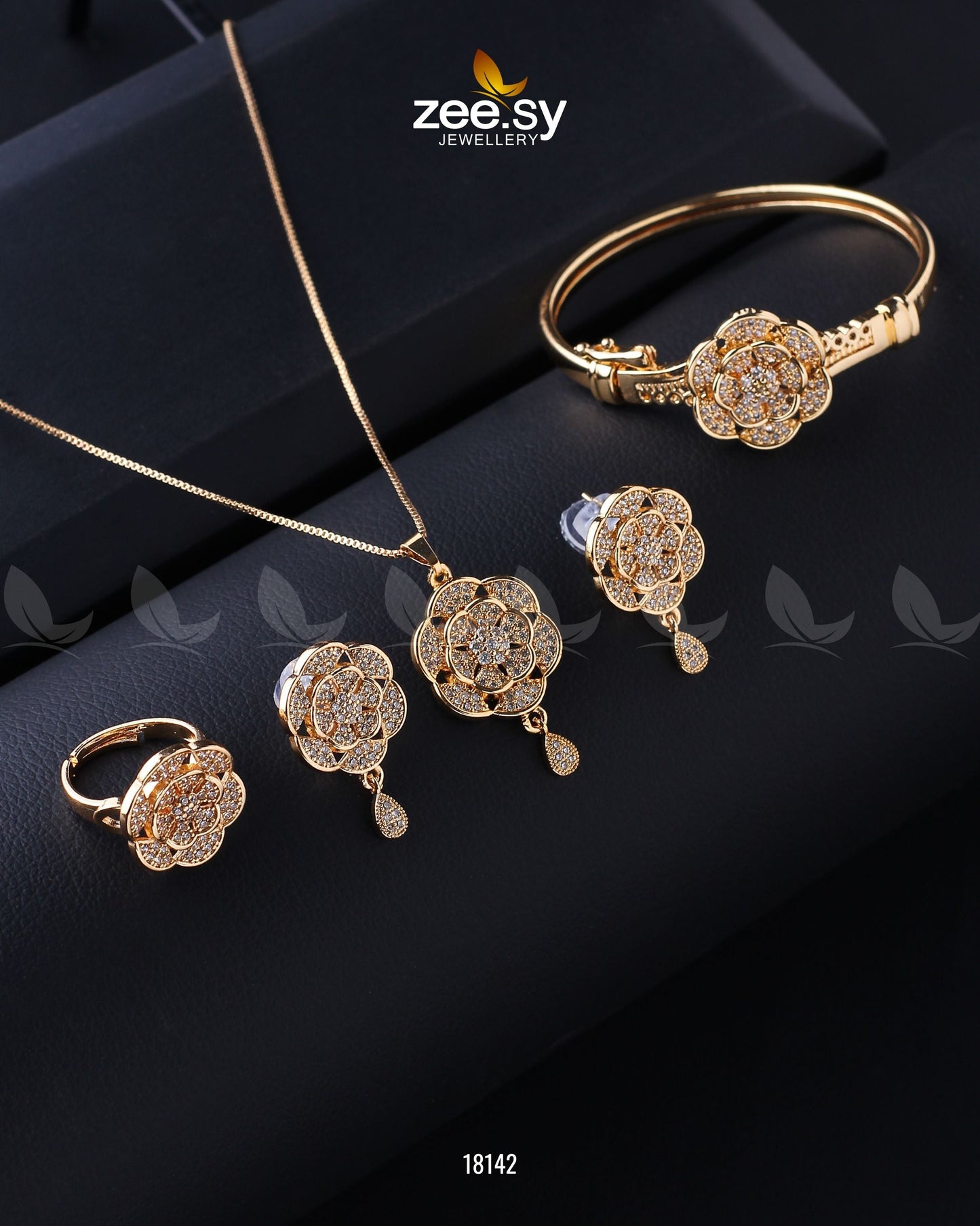 Petal Pendant Set - Libasekhas