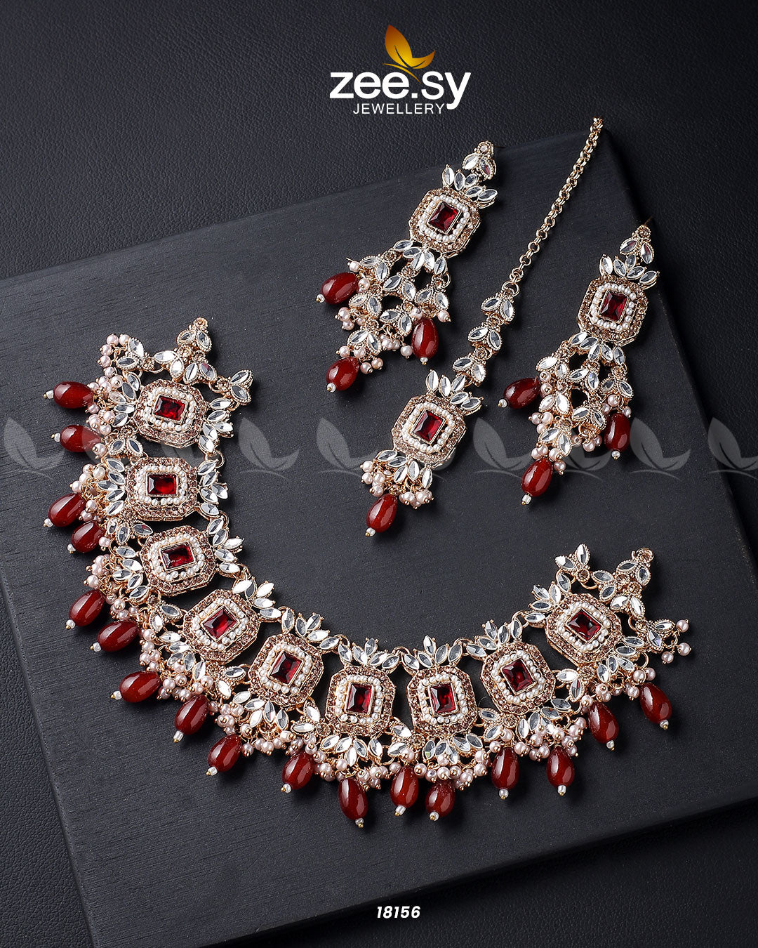 Stephanotis Necklace Set - Libasekhas