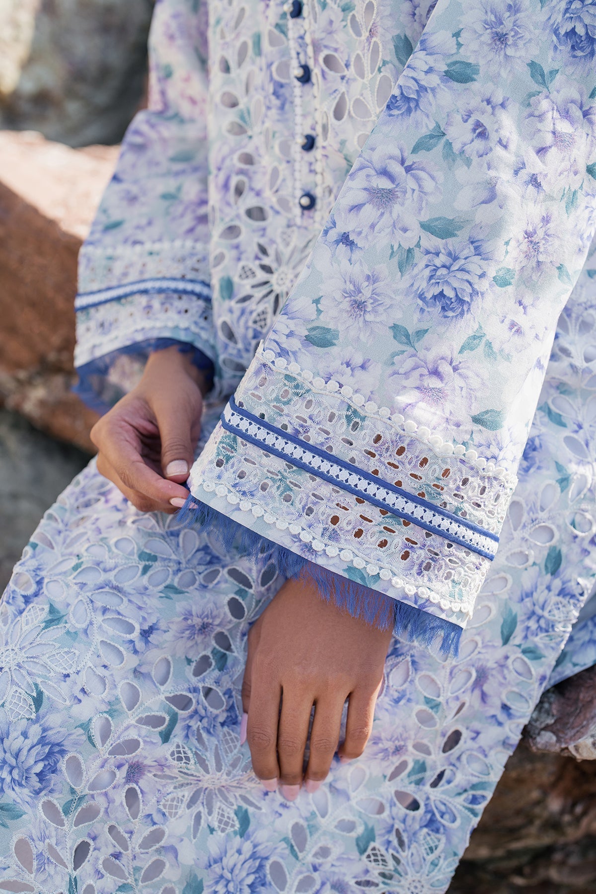 Baroque | Embroidered Lawn | SF-4122
