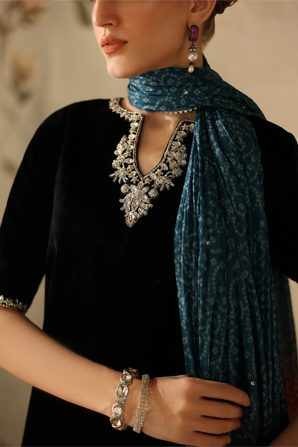 Baroque | EMBROIDERED VELVET | PR-1224