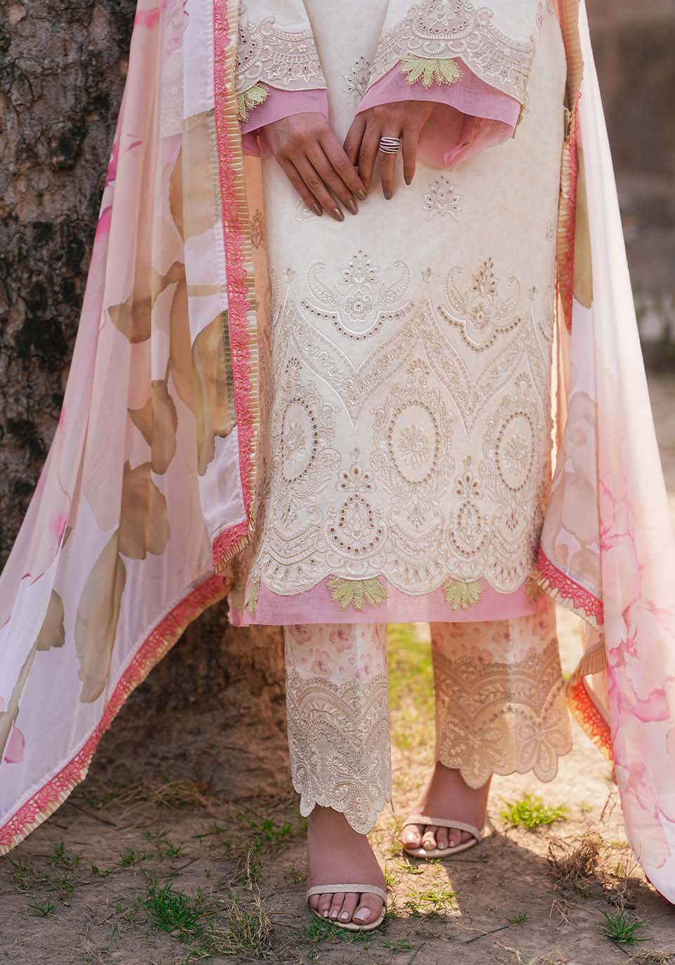 Zarqash | Luxe Lawn 26 | ZQL005