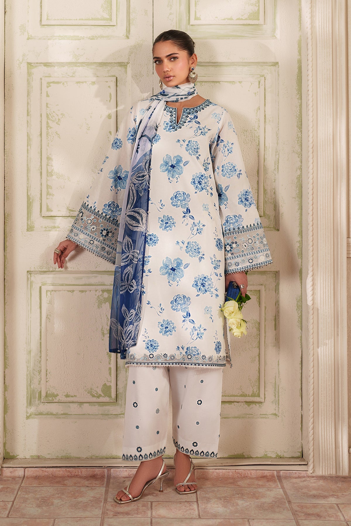 Baroque | Embroidered Lawn | SF-4413
