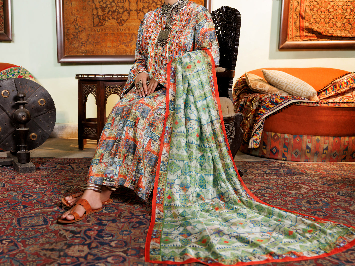 Almirah | Lok Wirsa Signature Collection | ALP-3PS-1960A