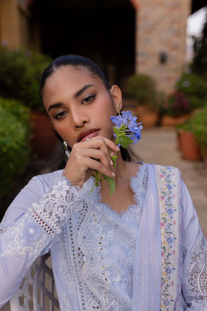 Qalamkar | Q Line Lawn 25 | QM-17 Lyla