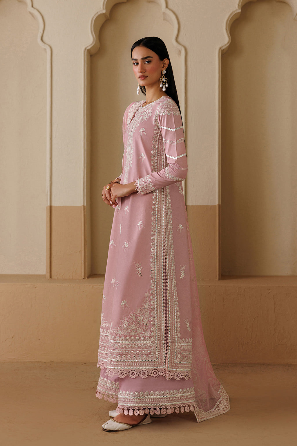 Emaan Adeel | Viva Pret | SONATA - P0120