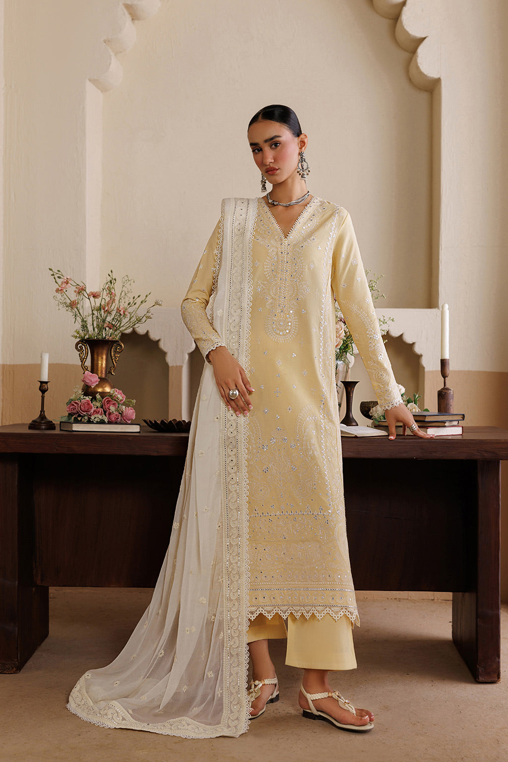 Emaan Adeel | Viva Pret | NOSTALIGA - P0125