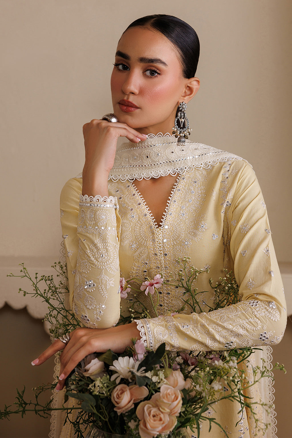 Emaan Adeel | Viva Pret | NOSTALIGA - P0125