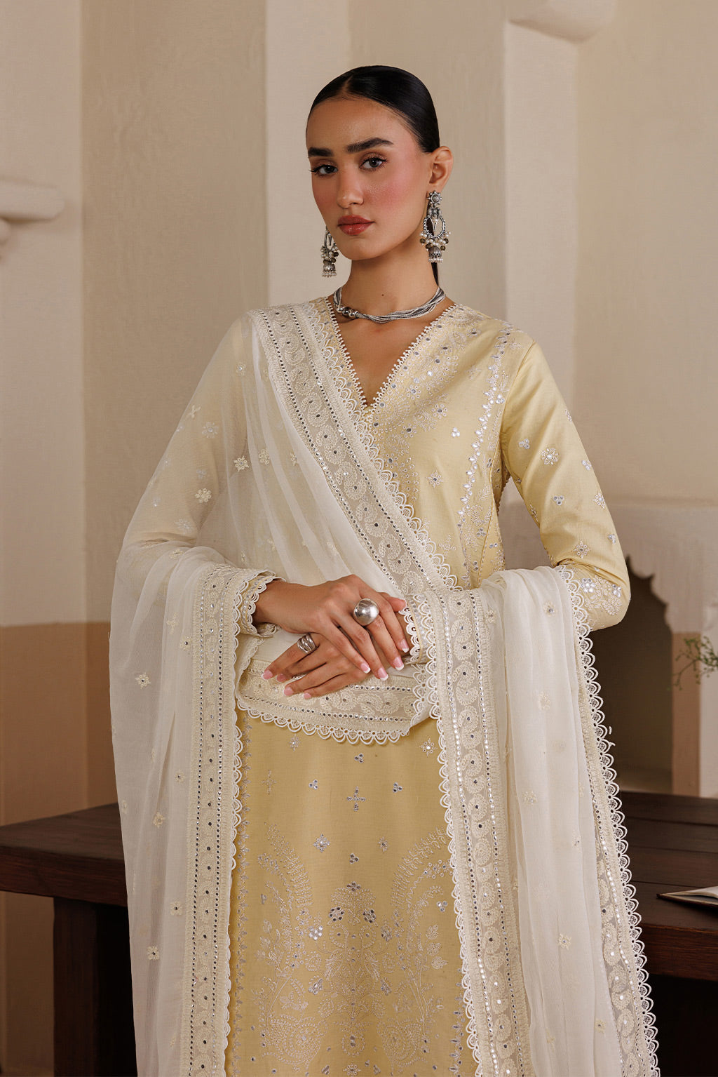 Emaan Adeel | Viva Pret | NOSTALIGA - P0125
