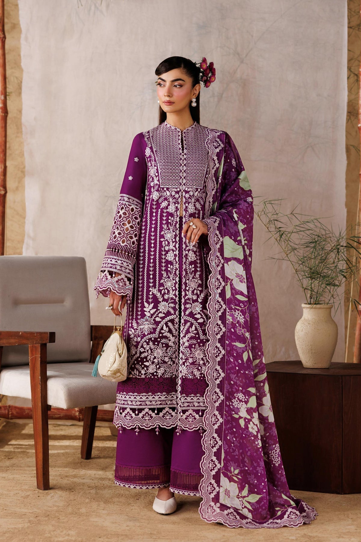 Akbar Aslam | Elea Lawn 26 | Tenebris