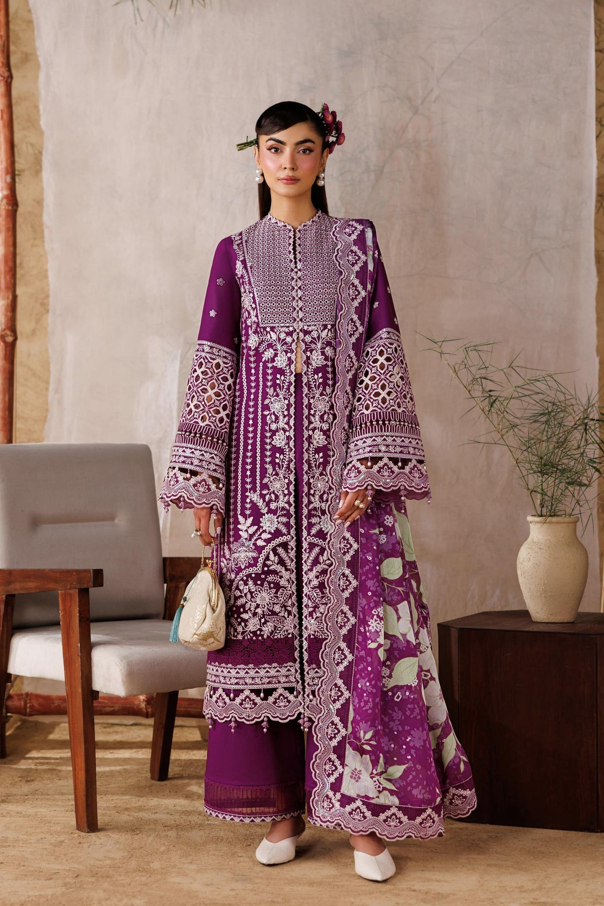 Akbar Aslam | Elea Lawn 26 | Tenebris