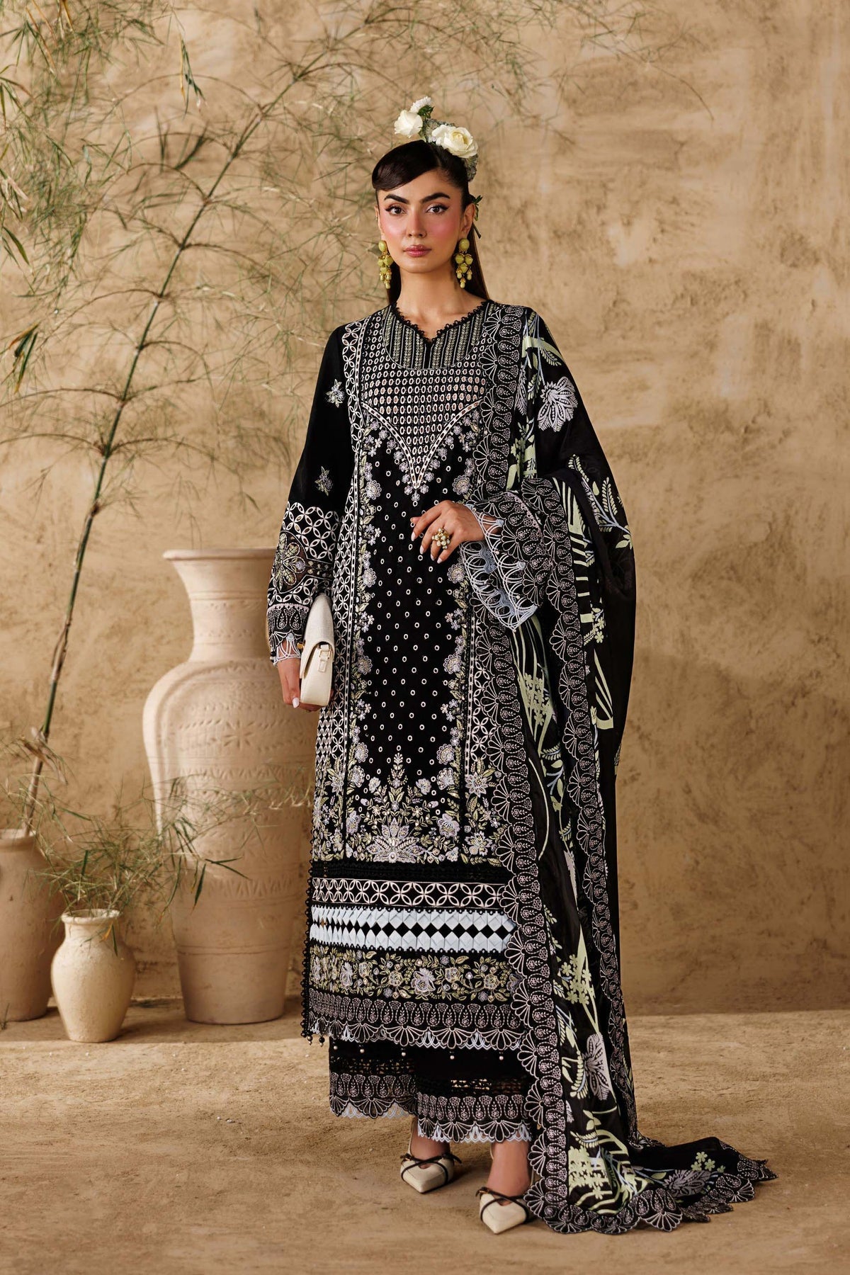 Akbar Aslam | Elea Lawn 26 | Alesse