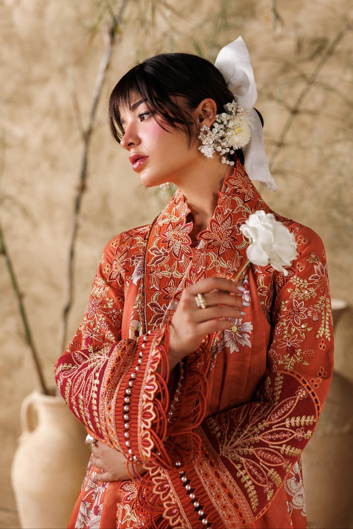 Akbar Aslam | Elea Lawn 26 | Alpine