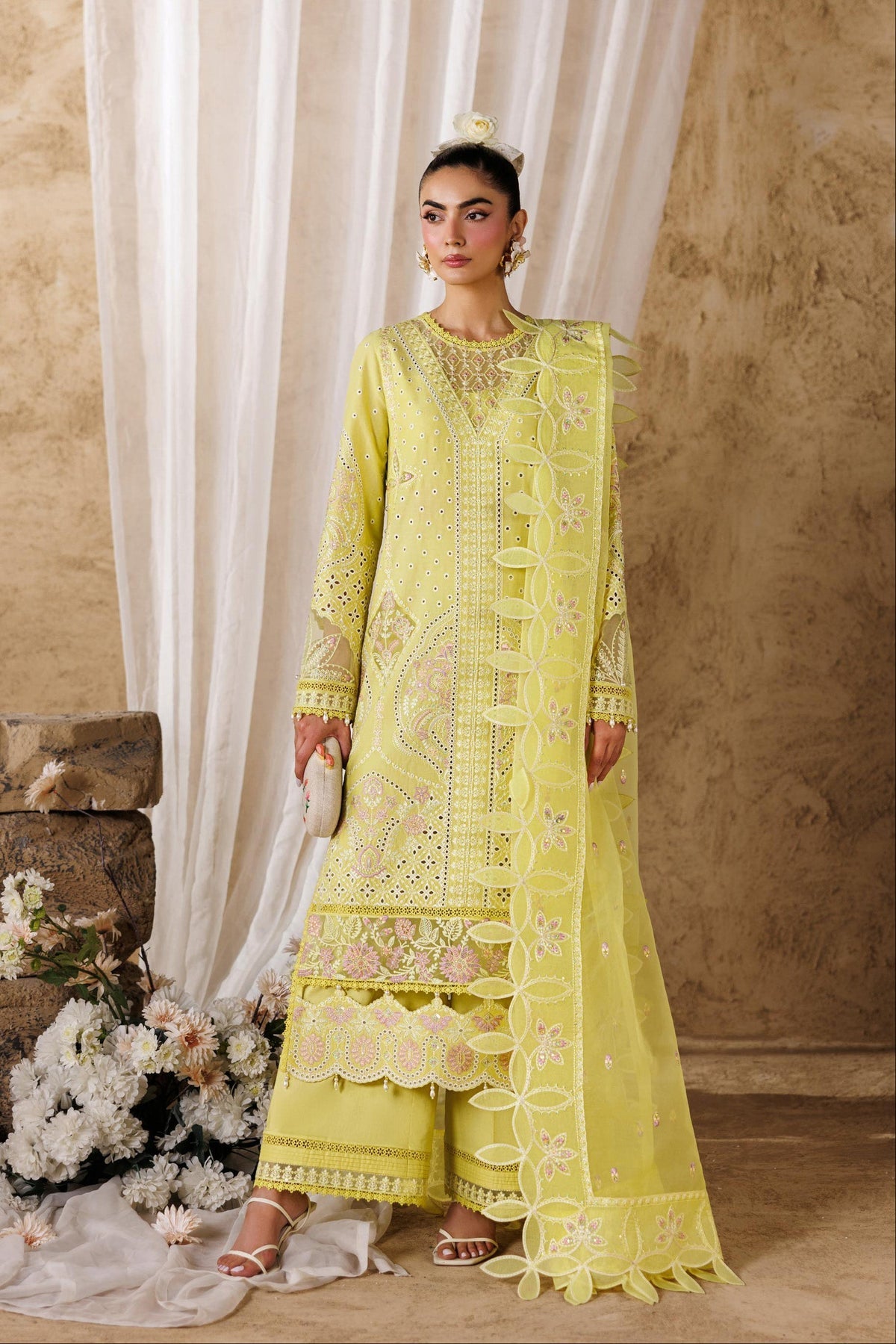 Akbar Aslam | Elea Lawn 26 | Felene