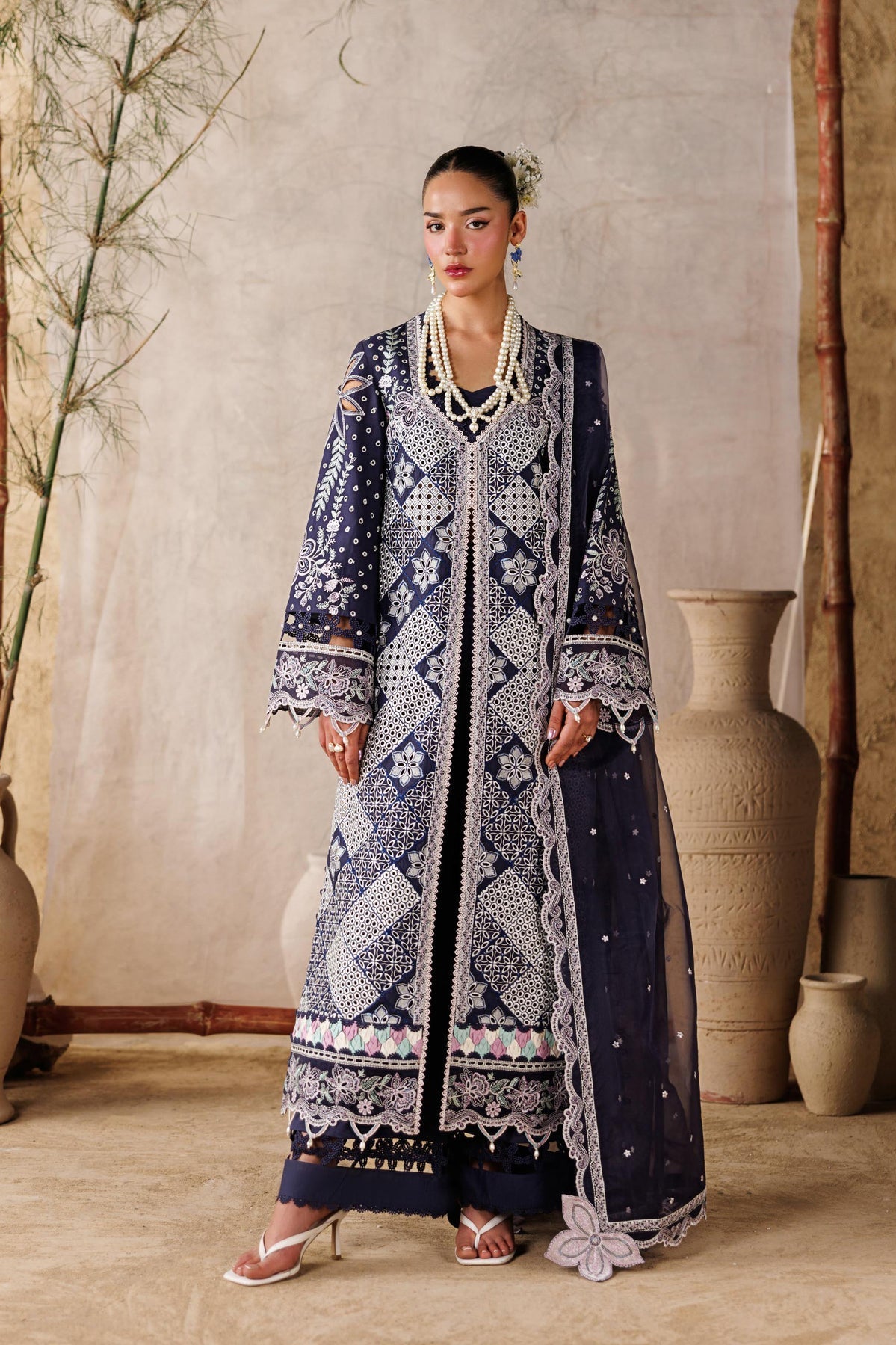 Akbar Aslam | Elea Lawn 26 | Veloure