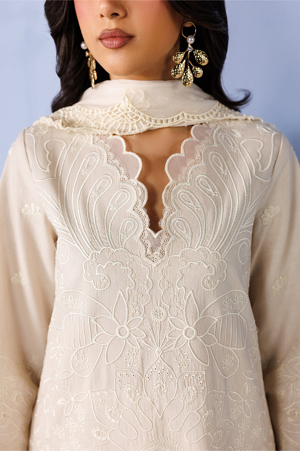 Emaan Adeel | Elevated Essentials '26 | VEYRA - P0133