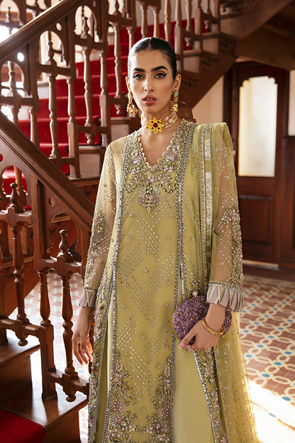Soraya | Lumene Festive | OLIVINE