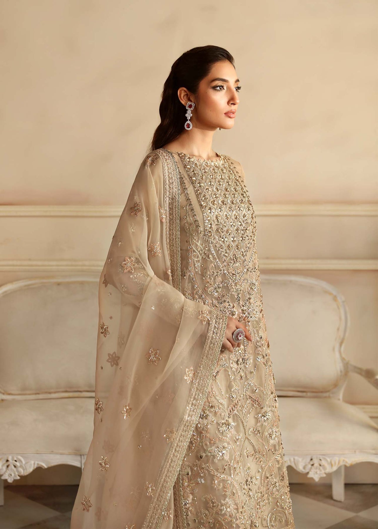 Akbar Aslam | Aleia Luxury Formals | Nacar
