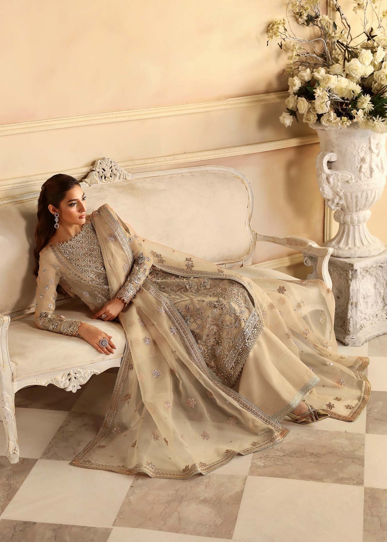 Akbar Aslam | Aleia Luxury Formals | Nacar