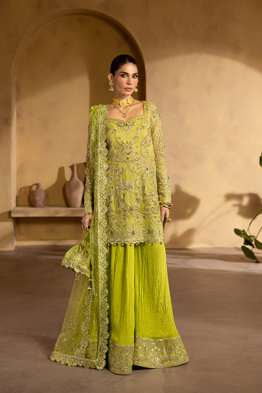 Emaan Adeel I Regalia Luxury Formals I BERYL