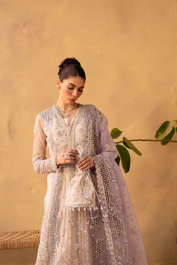 Emaan Adeel | Regalia Luxury Formals | LUNARA