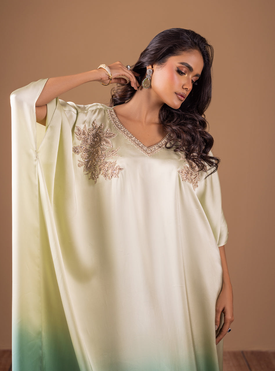 Zainab Chottani | Semi Formals | AQUA FLAME