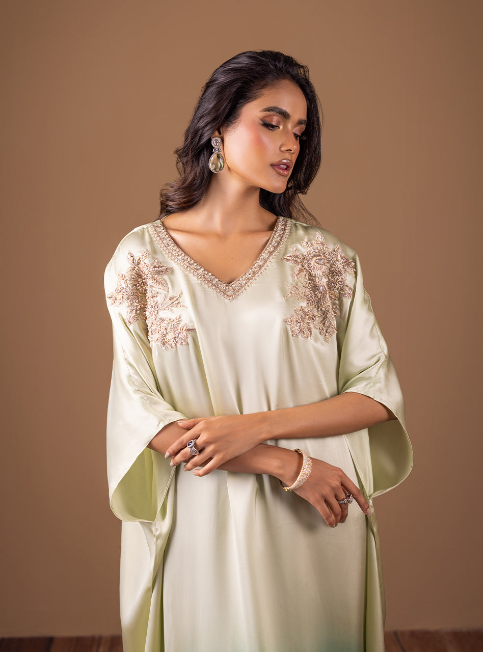 Zainab Chottani | Semi Formals | AQUA FLAME