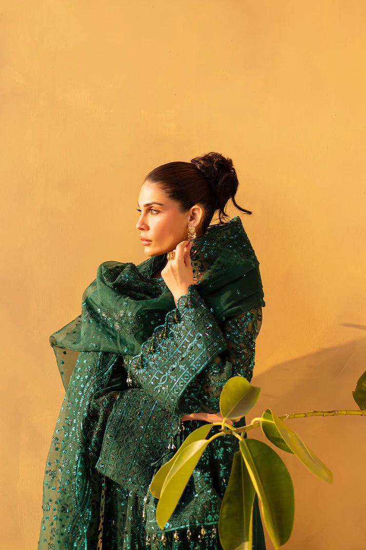 Emaan Adeel | Regalia Luxury Formals | IVYEN