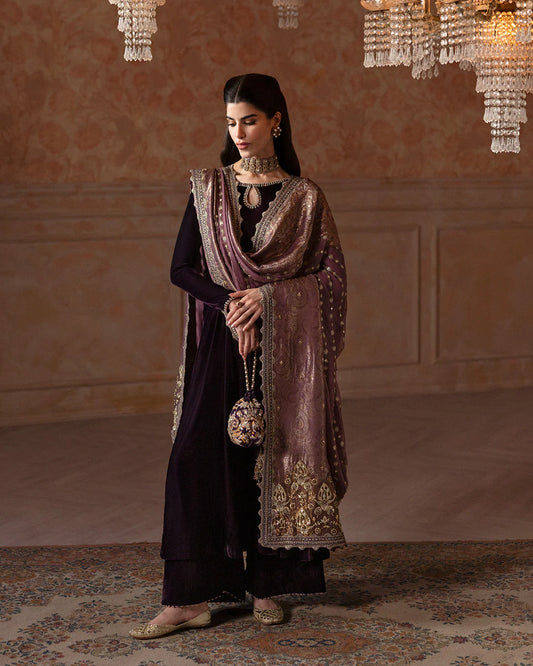 Faiza saqlain | Ismene formals | Erna