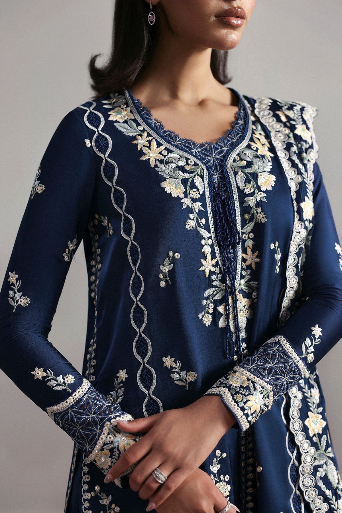 Afrozeh | Slate Ready to Wear | Alara
