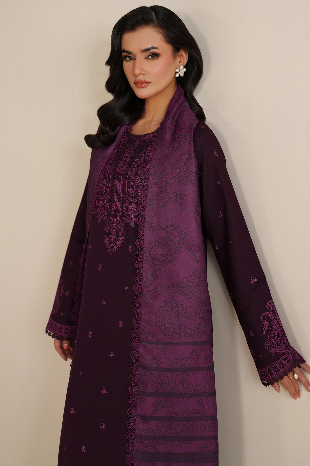 Farasha | Winter Spell 25 | Violett