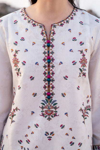 Jazmin | Summer Lawn 25 | USE-9158