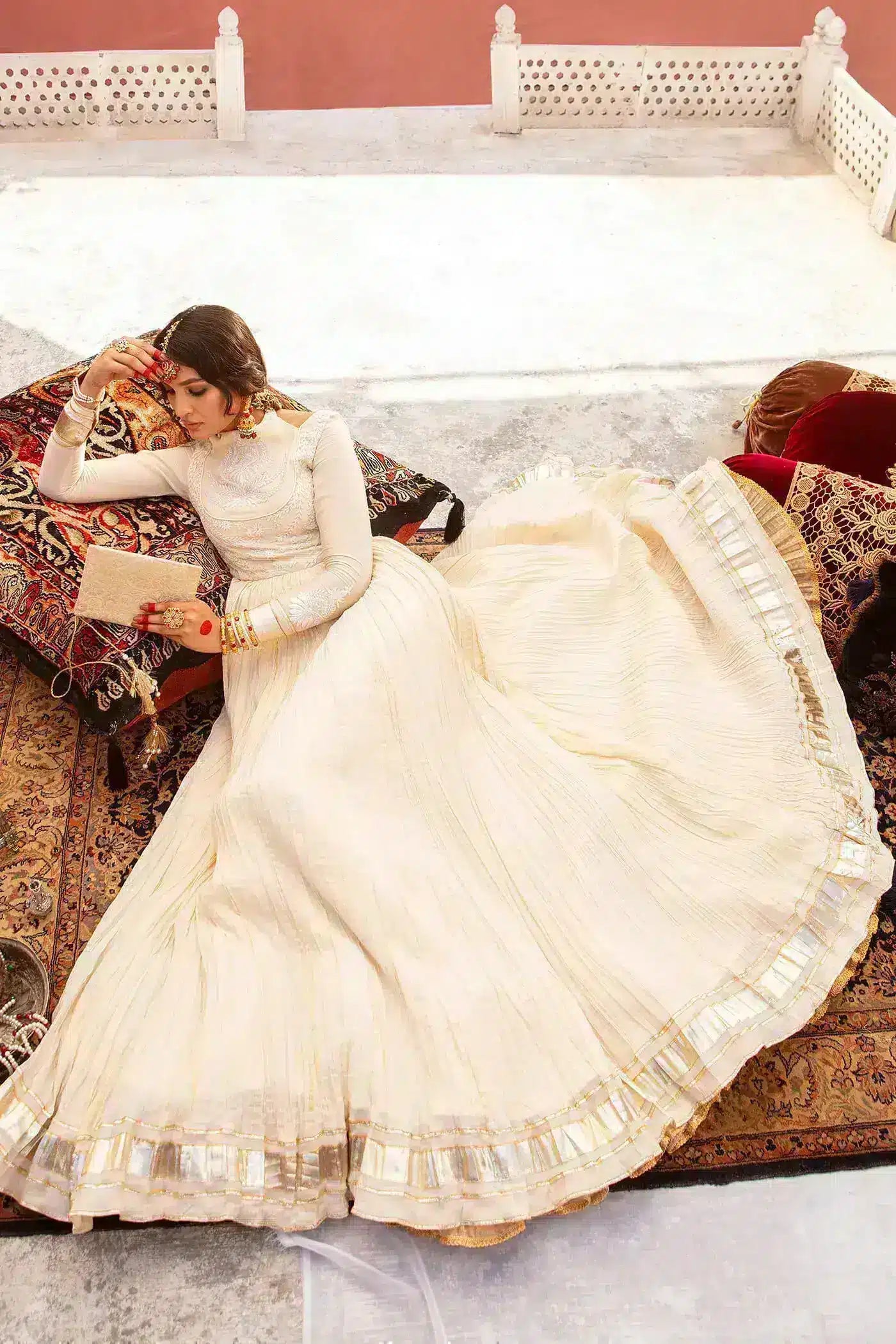 Nilofer Shahid | Nur e Subh Formals | Ishq-e-Noor - House Of Anaya
