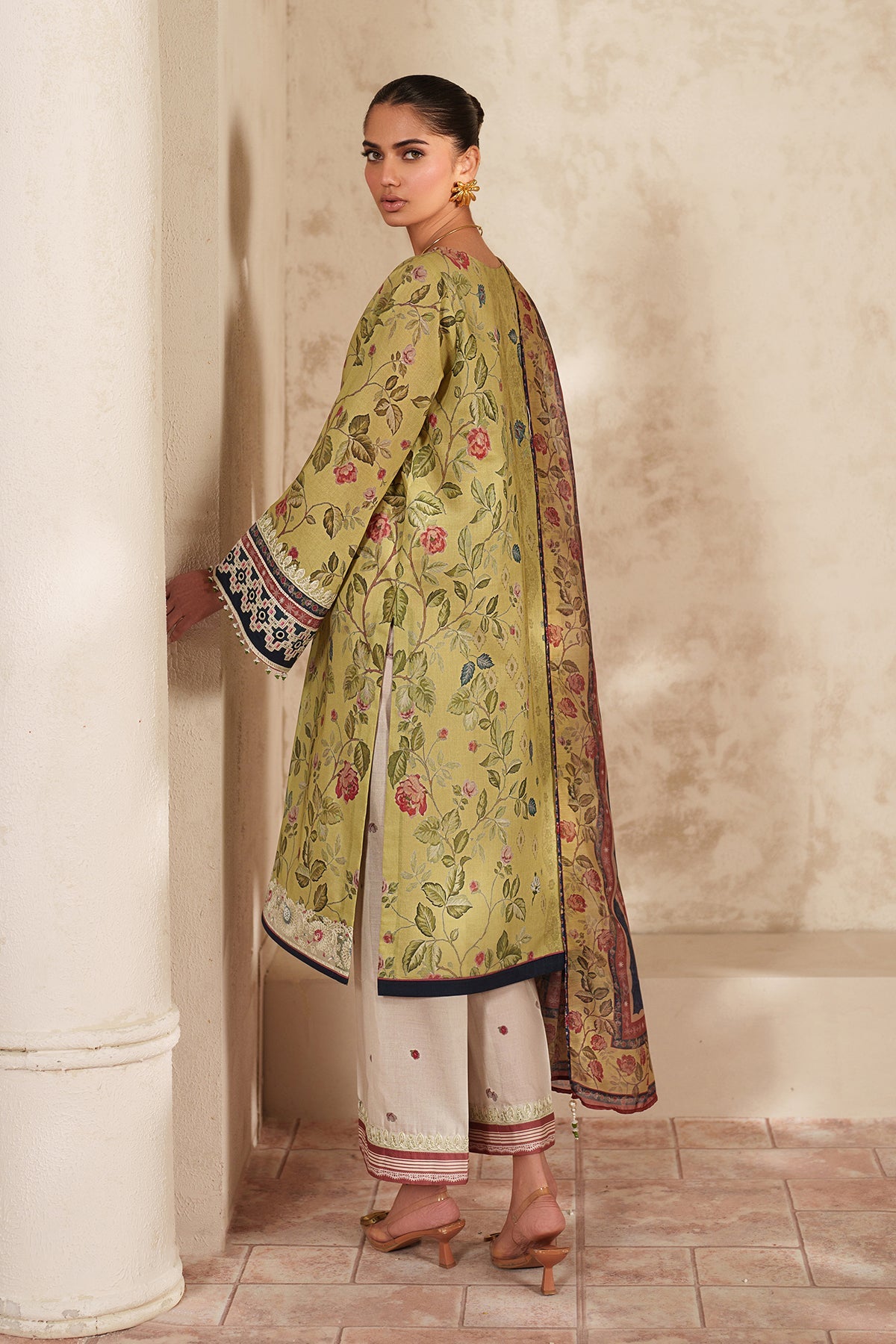 Baroque | Embroidered Lawn | SF-4414