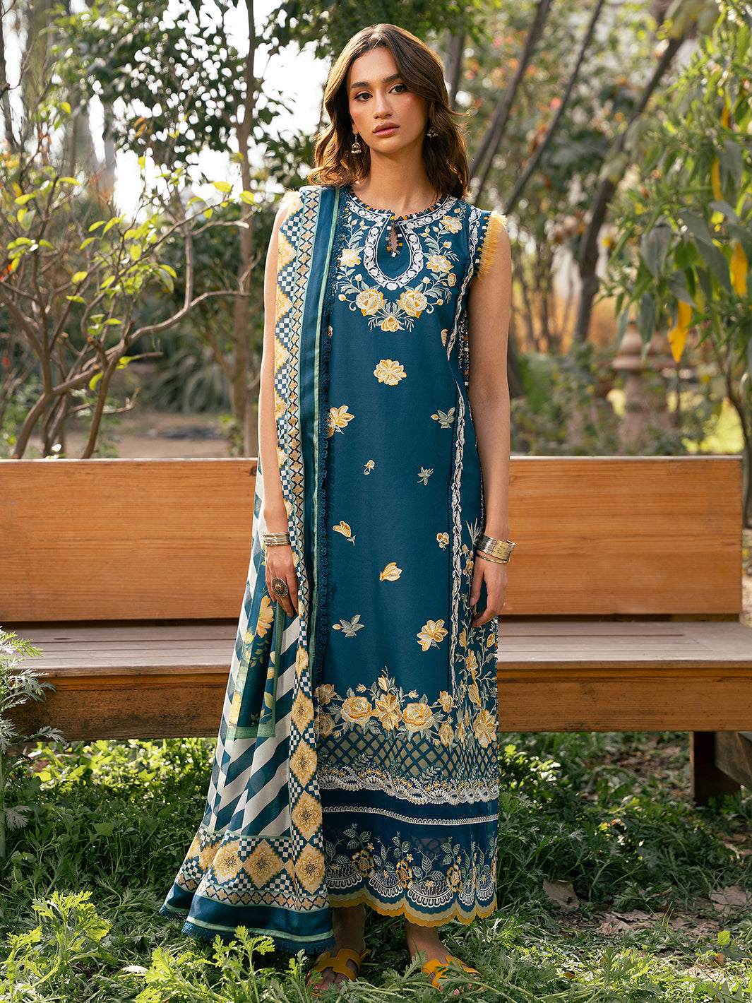 Bin Ilyas | Hazel Printed Lawn 25 | 2077 - B