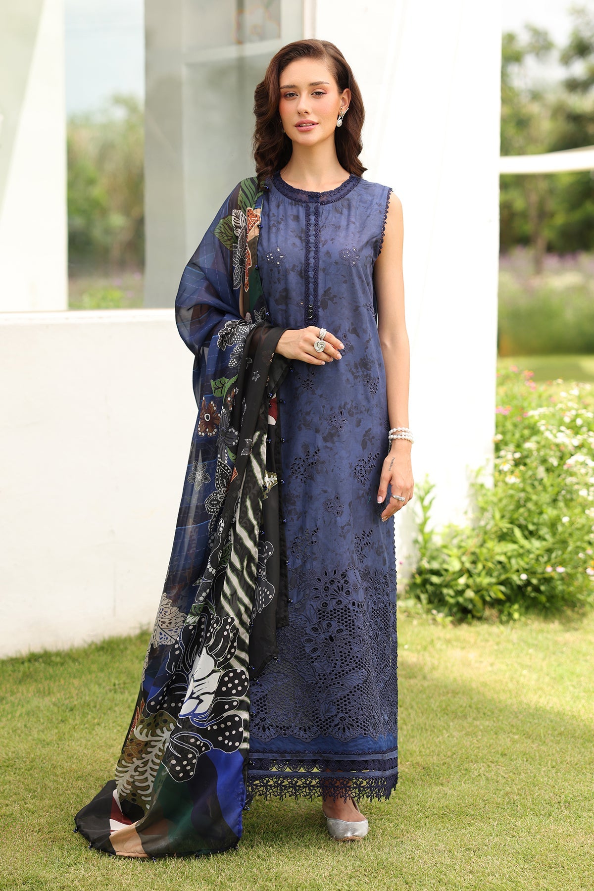 Baroque | Embroidered Lawn | SF-4227