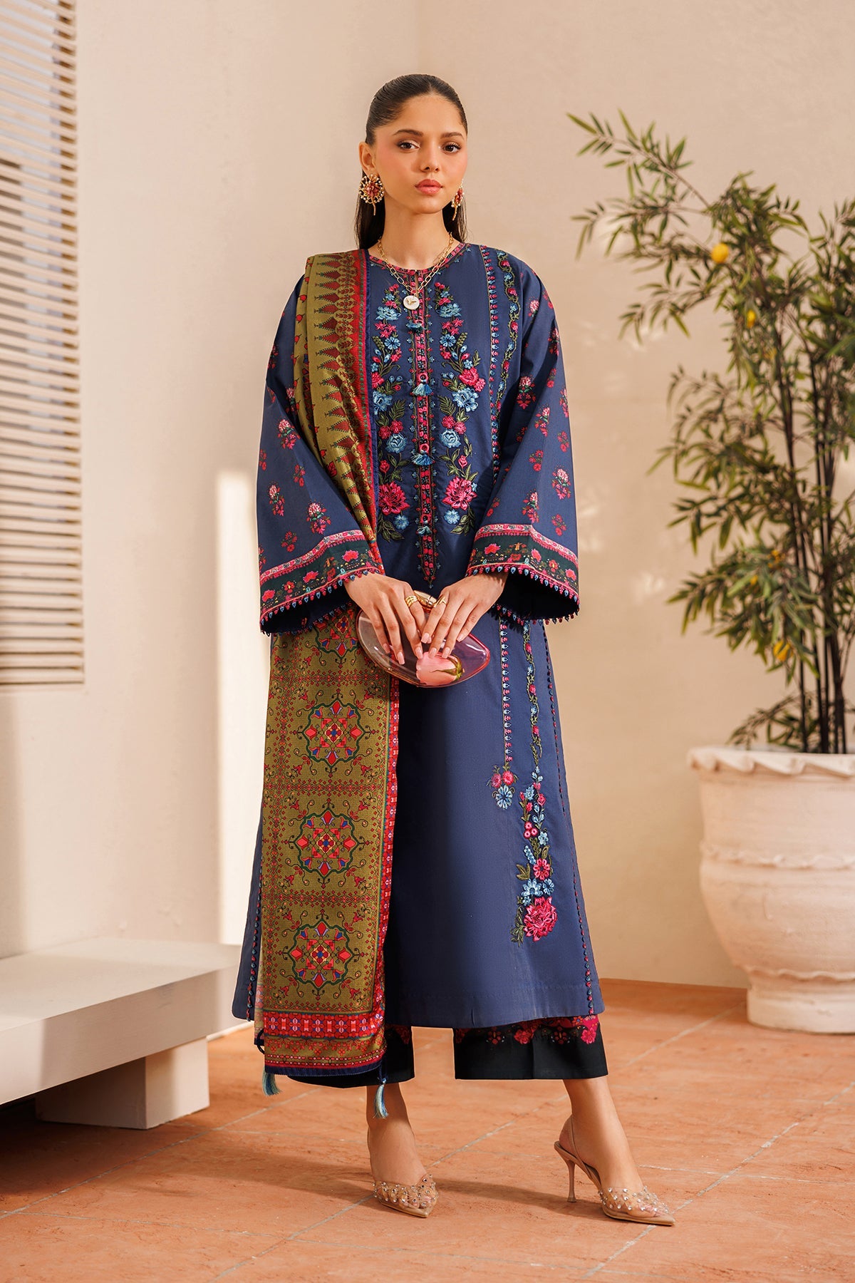Baroque | Embroidered Lawn | SF-4393
